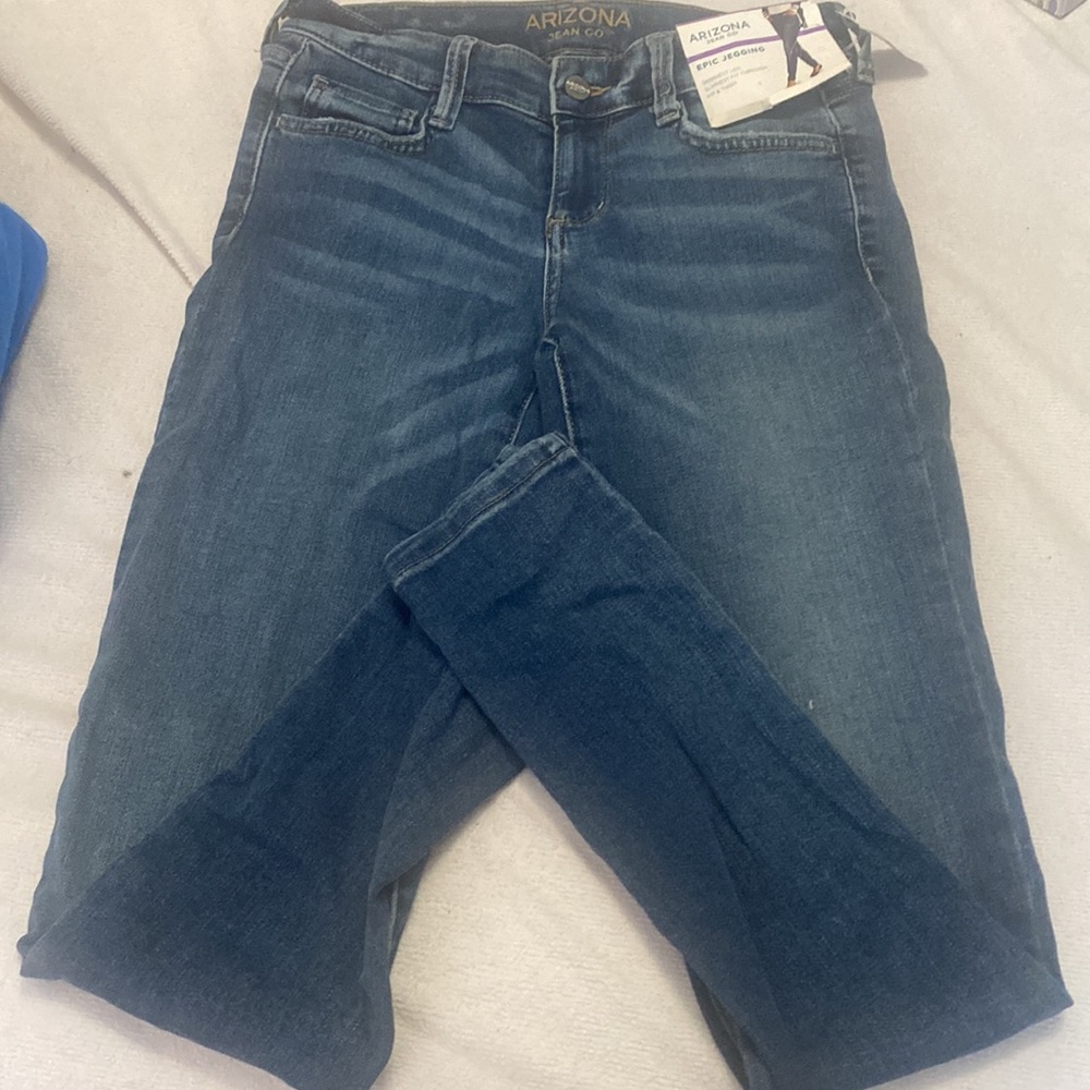 Arizona Jean Co Epic Jegging. NWT